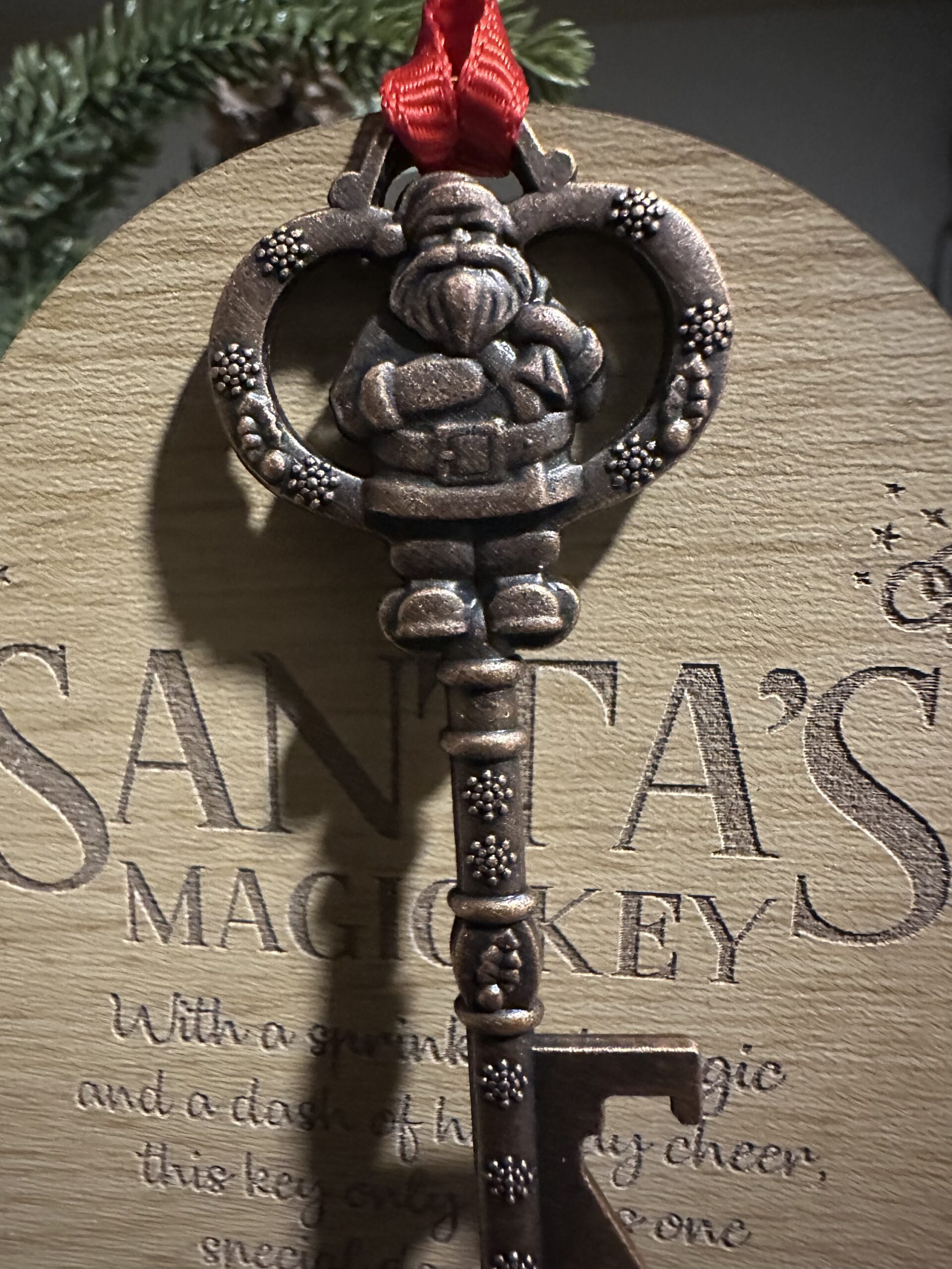 Santa’s Magic Key Ornament - Image 3
